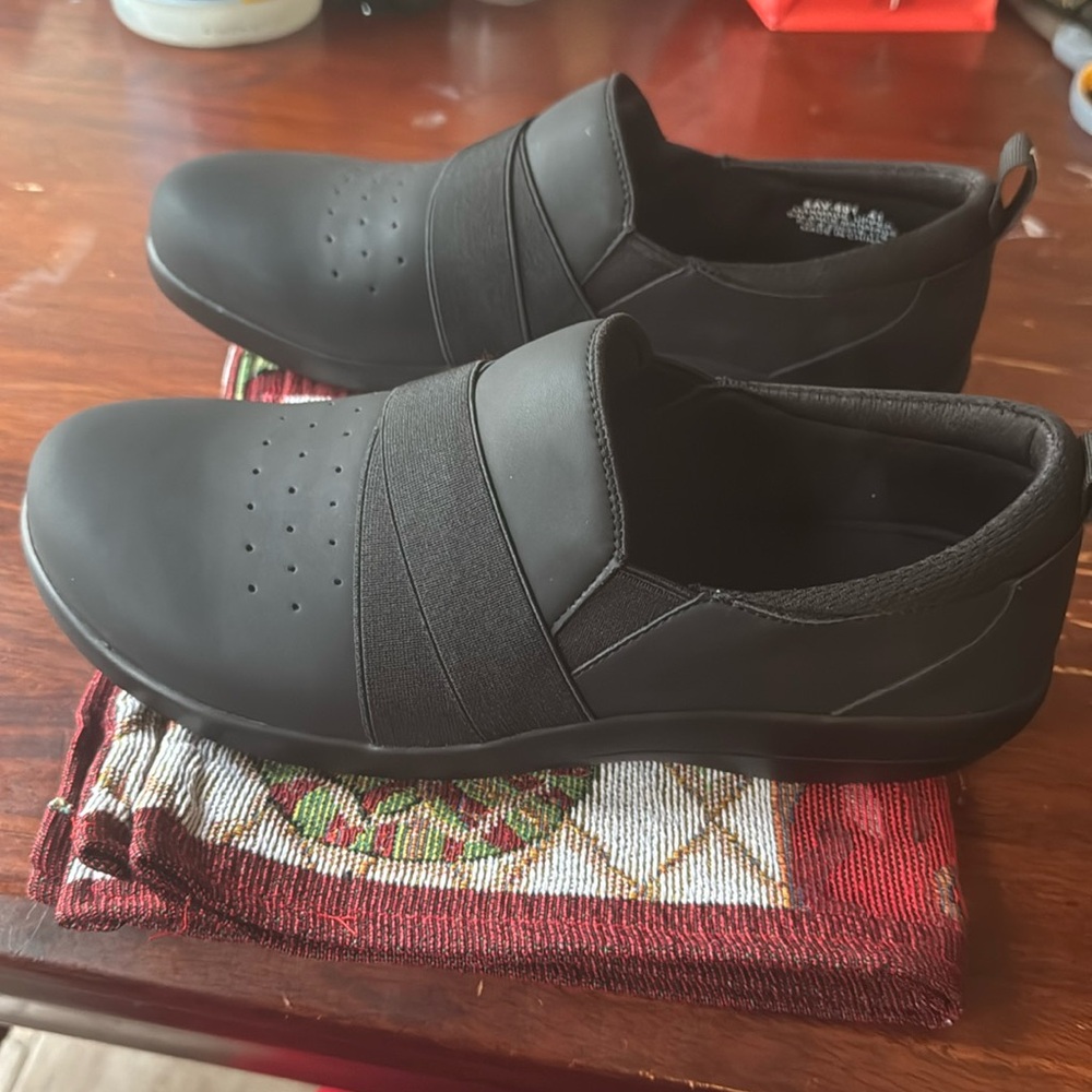 Black professional shoe Size 41 Very comfortable